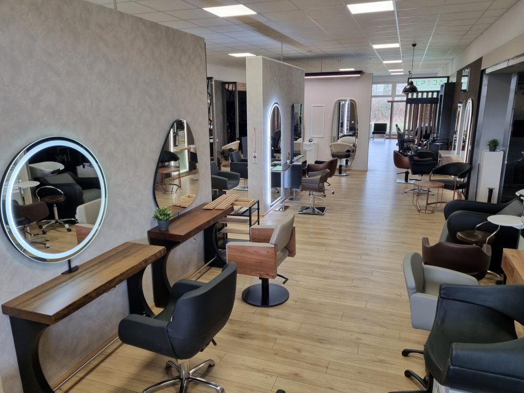 Flairline Friseureinrichtung Showroom